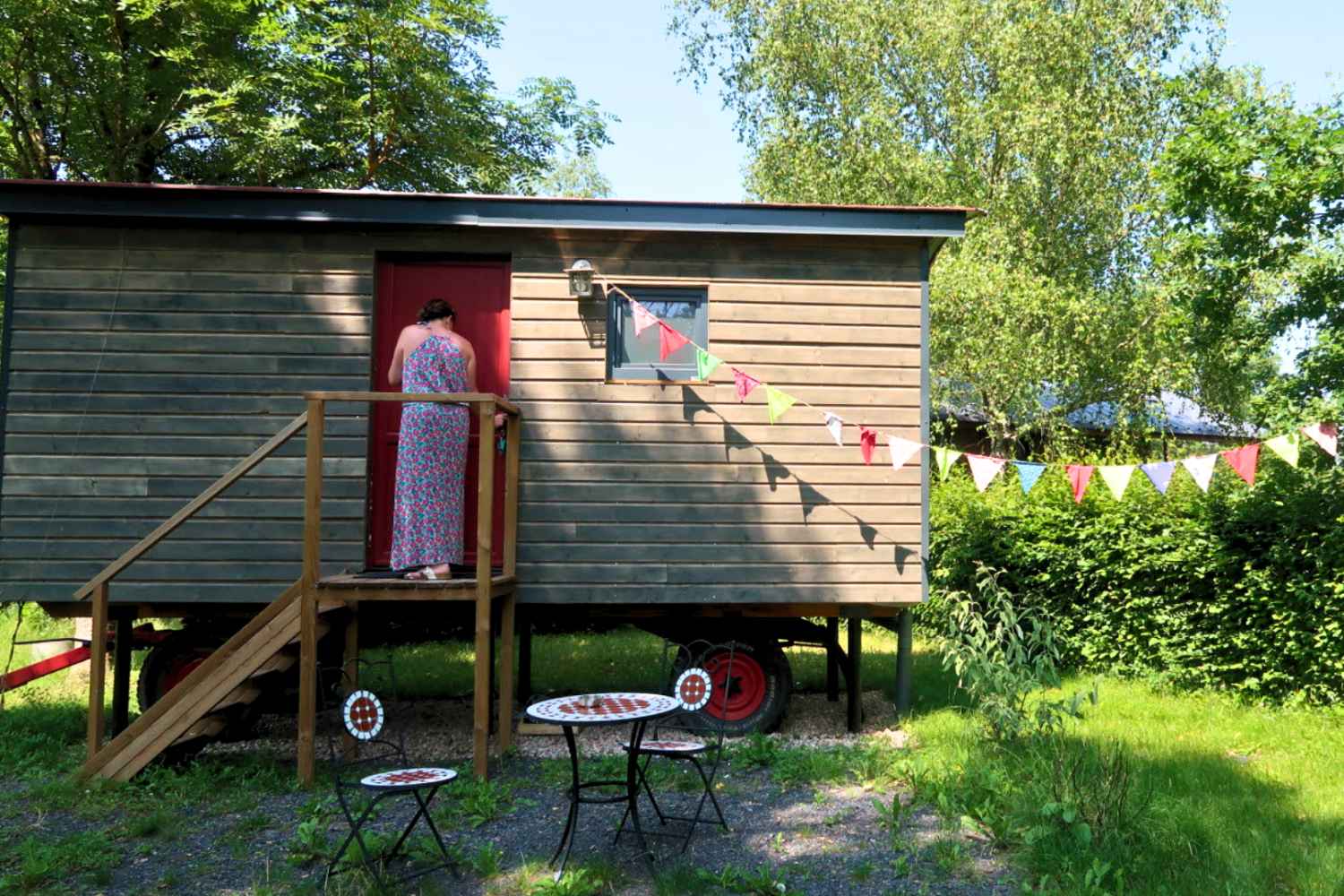 Location de roulotte : location tiny house à etat nature